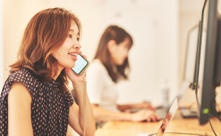 外部のパートナー企業に更新を依頼する